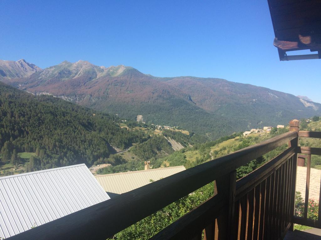 Le Chateau Des Orres Apartamento Les Orres Exterior foto
